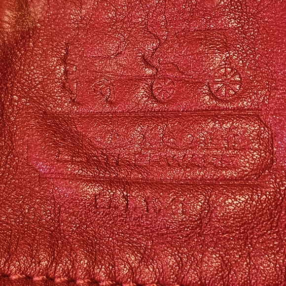 Red coach purse - Picture 4 of 11